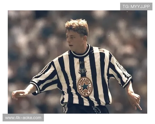 中场跑动距离榜领袖：朗斯球员托马森的体能秘诀。