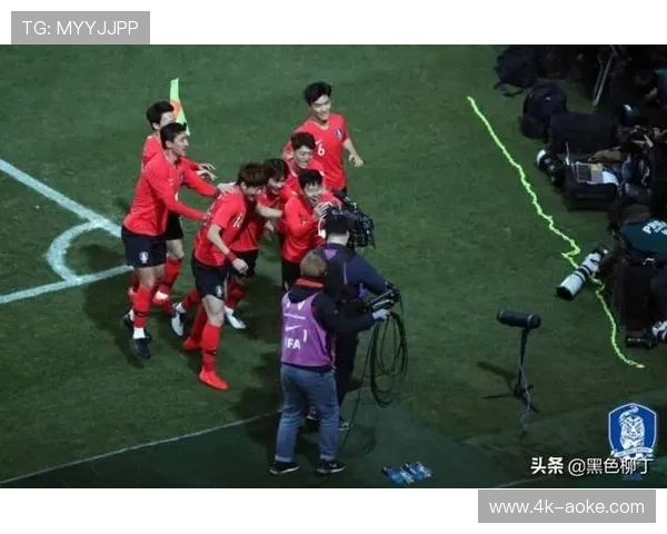 “主场声浪效应：多特球迷助威创分贝纪录”